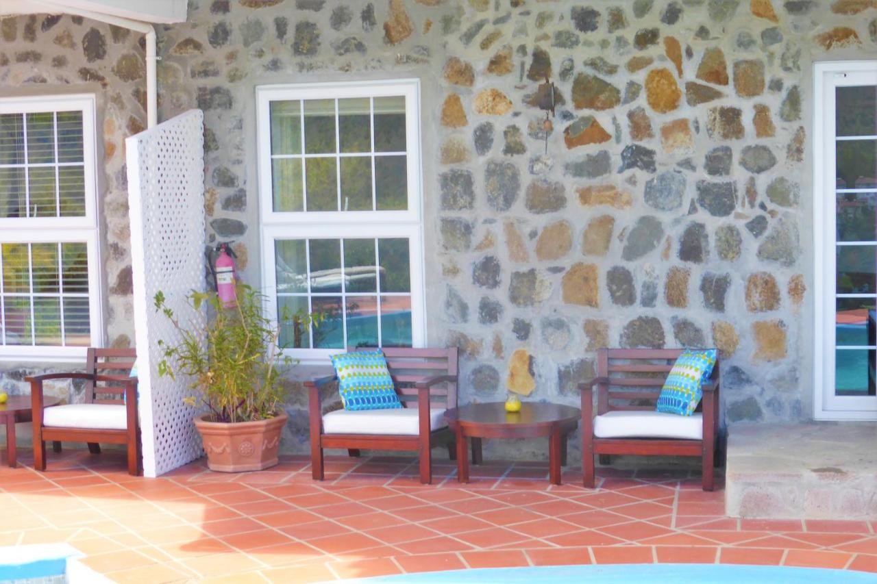 Marigot Palms Luxury Caribbean Apartment Suites Exterior photo